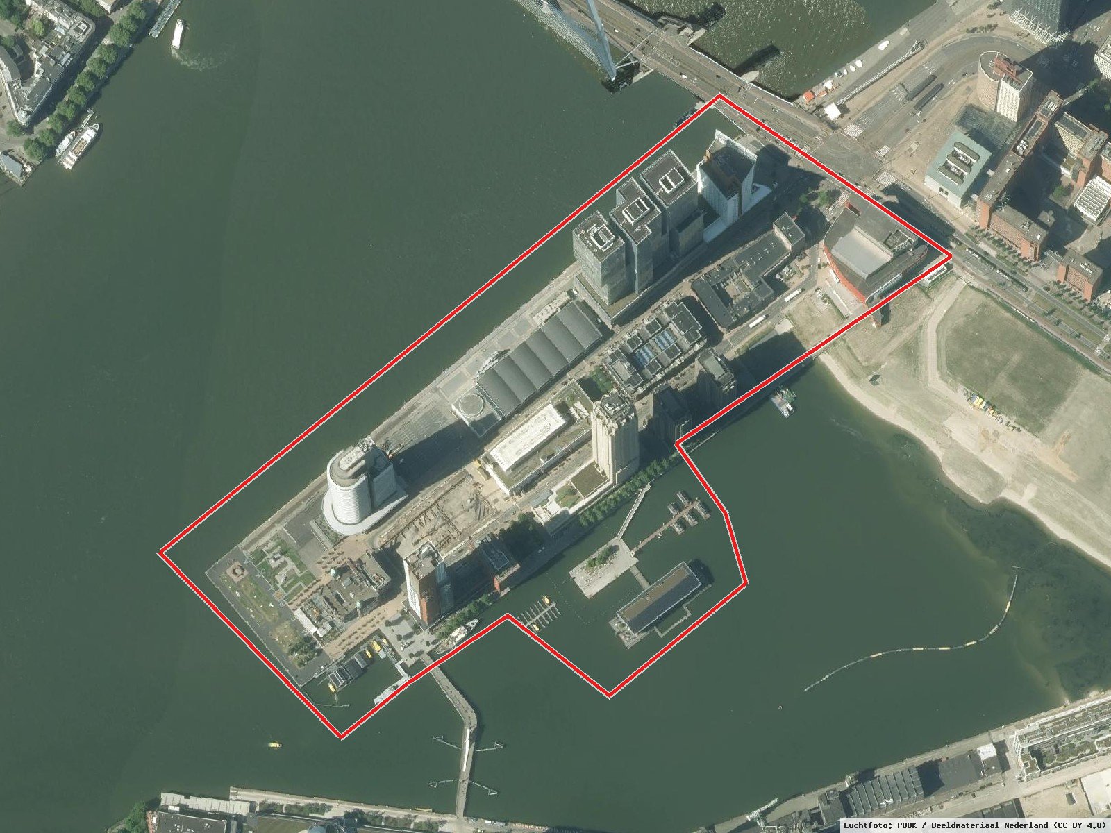 Kop van Zuid: Plangrens · Luchtfoto: PDOK / Beeldmateriaal Nederland (CC BY 4.0)